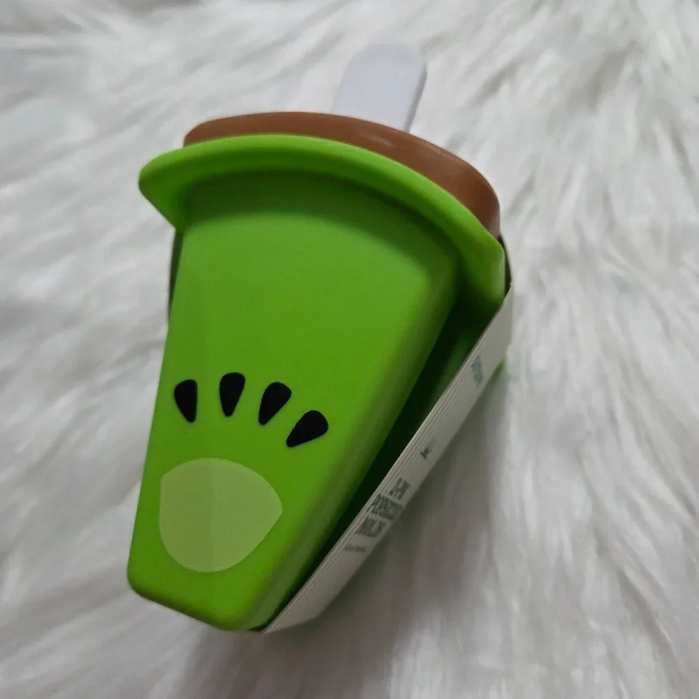 Kiwi Design Popsicle Molds Set